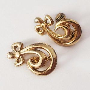MONET Vintage Clip On Gold Tone Earrings